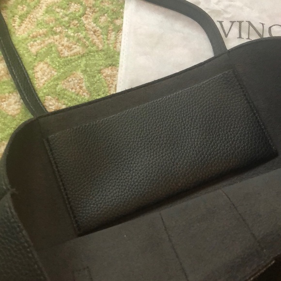 Vince Camuto tote - Picture 3 of 3